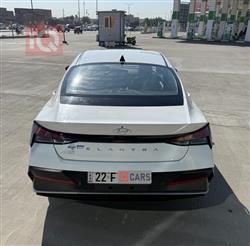 هیوندای ئەلەنترا